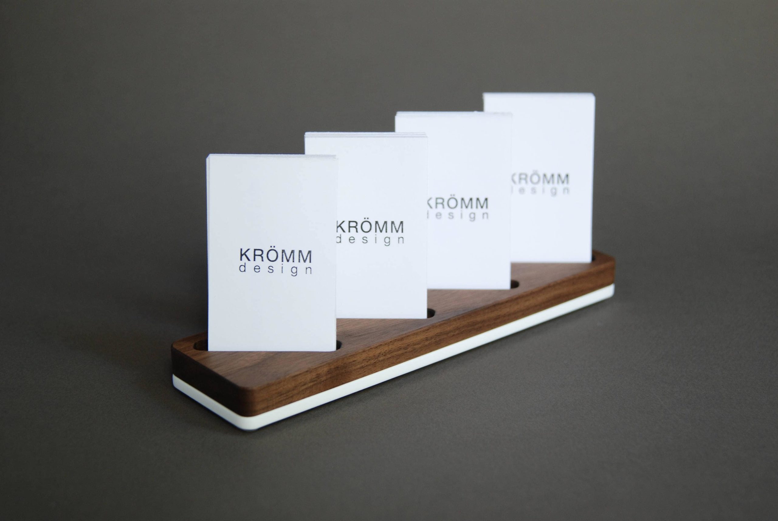 business cards stand 4