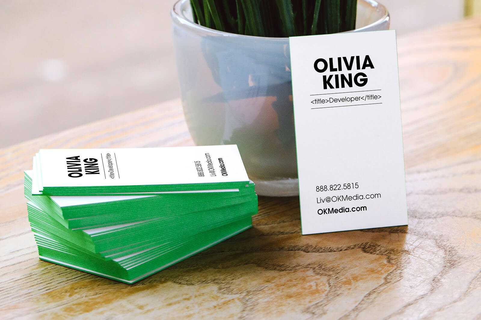 business cards with colored edges 3