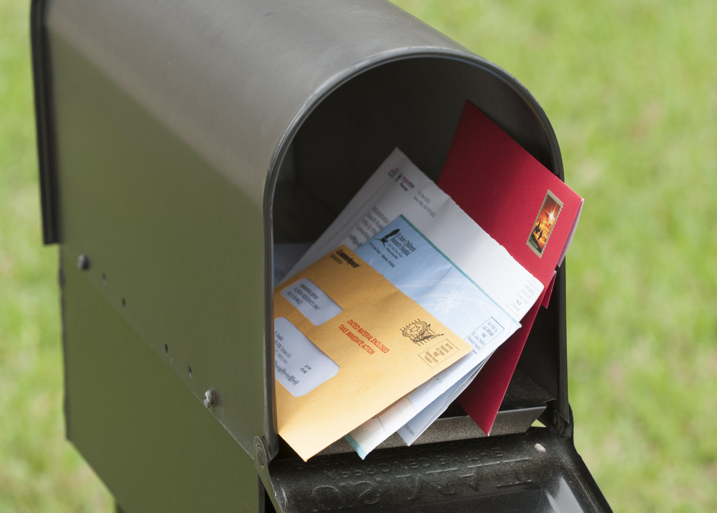 is putting business cards in mailboxes illegal 4